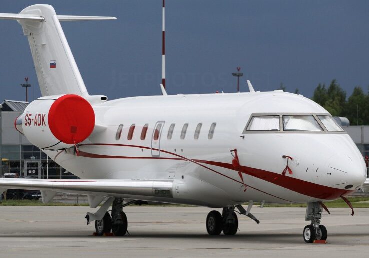 Bombardier-CL-600-2B16-Challenger-605-Engine-Covers